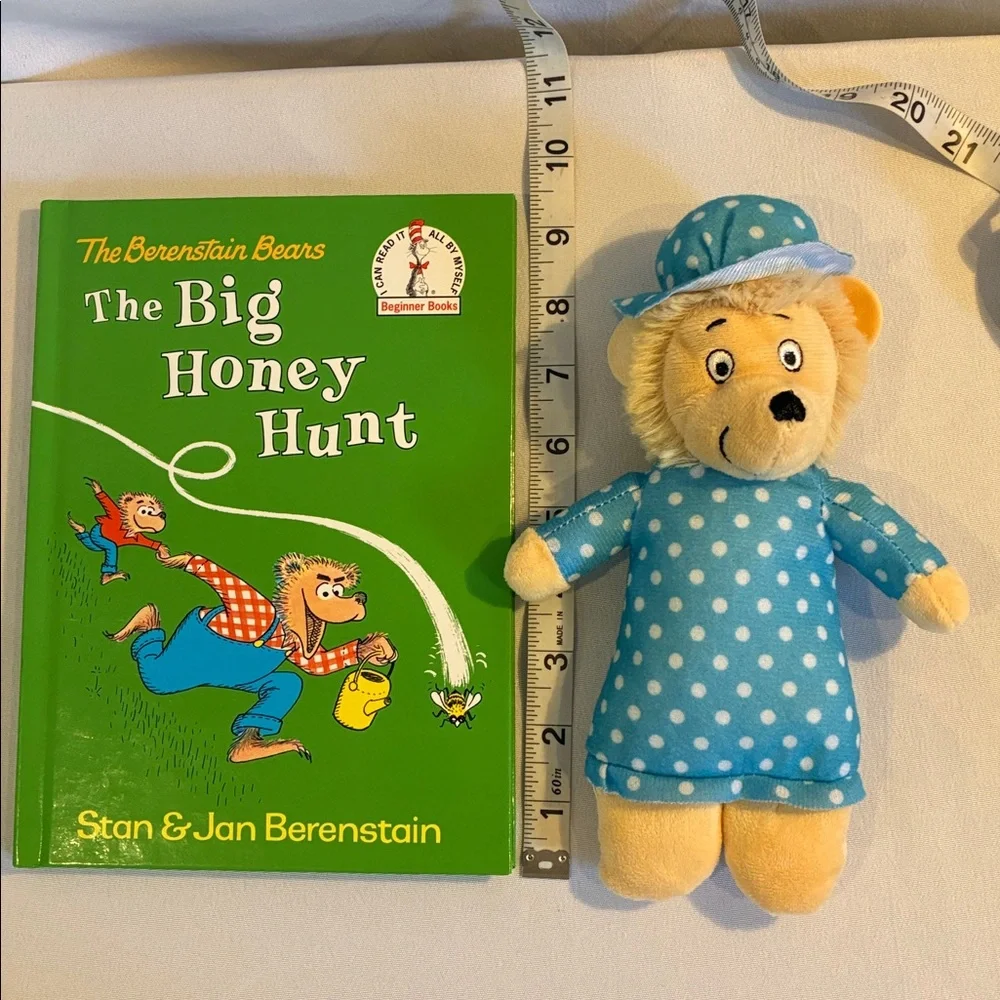 NEW The Berenstain Bears The big honey hunt vintage book and mama bear plush set